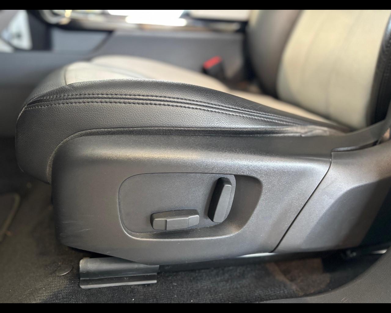 LAND ROVER EVOQUE 2.0d HSE AWD AUTO R-DYNAMIC