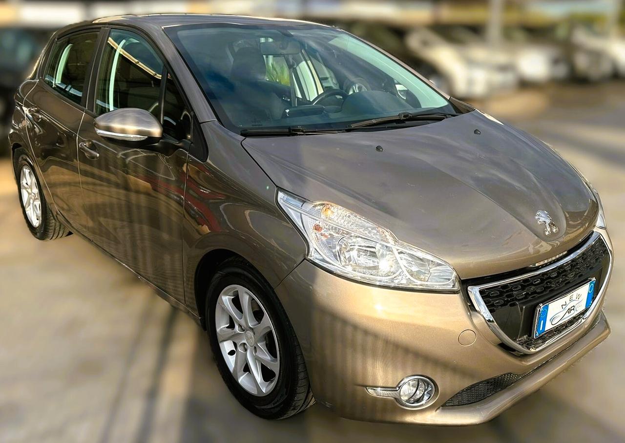 Peugeot 208 1.4 HDi 68 CV 5 porte Business