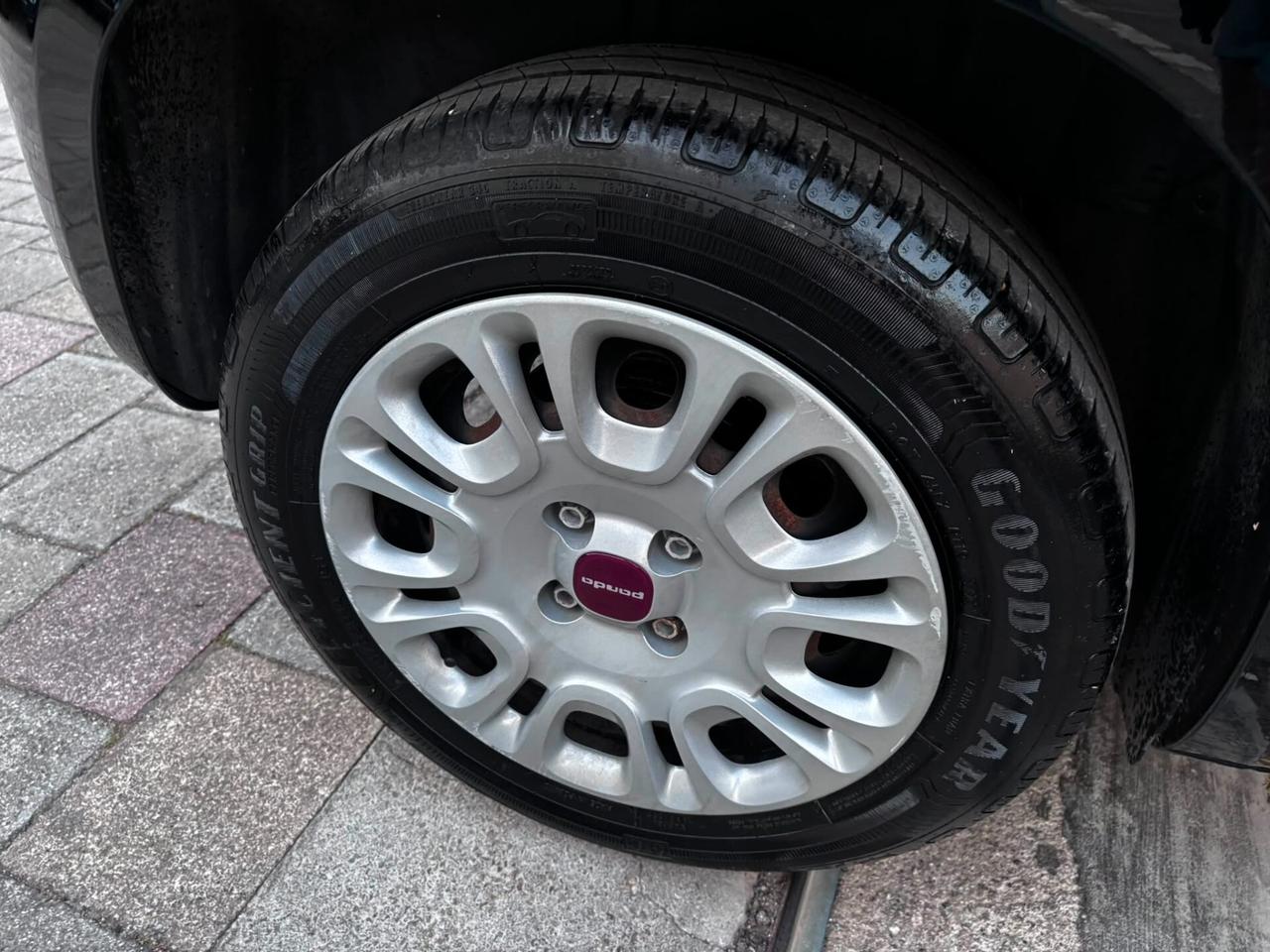Fiat Panda 1.0 FireFly Hybrid Easy 37.000 KM
