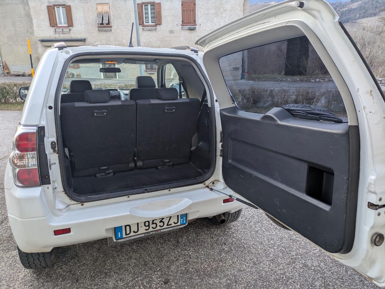 Suzuki Grand Vitara 1.9 129 CV 4x4 3 porte - OPERATORI DEL SETTORE