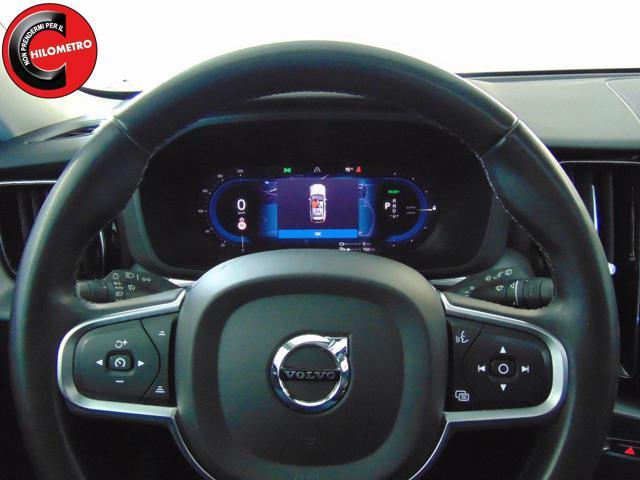 VOLVO XC60 T6 Recharge Plug-in Hybrid AWD automatico Essentia