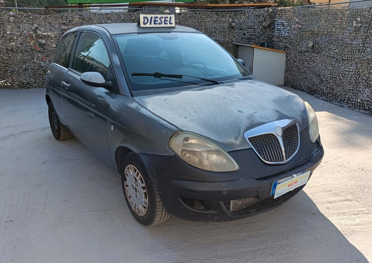 Lancia Ypsilon 1.3 Multijet FERMO AMMINISTRATIVO ZAMPOGNAUTO