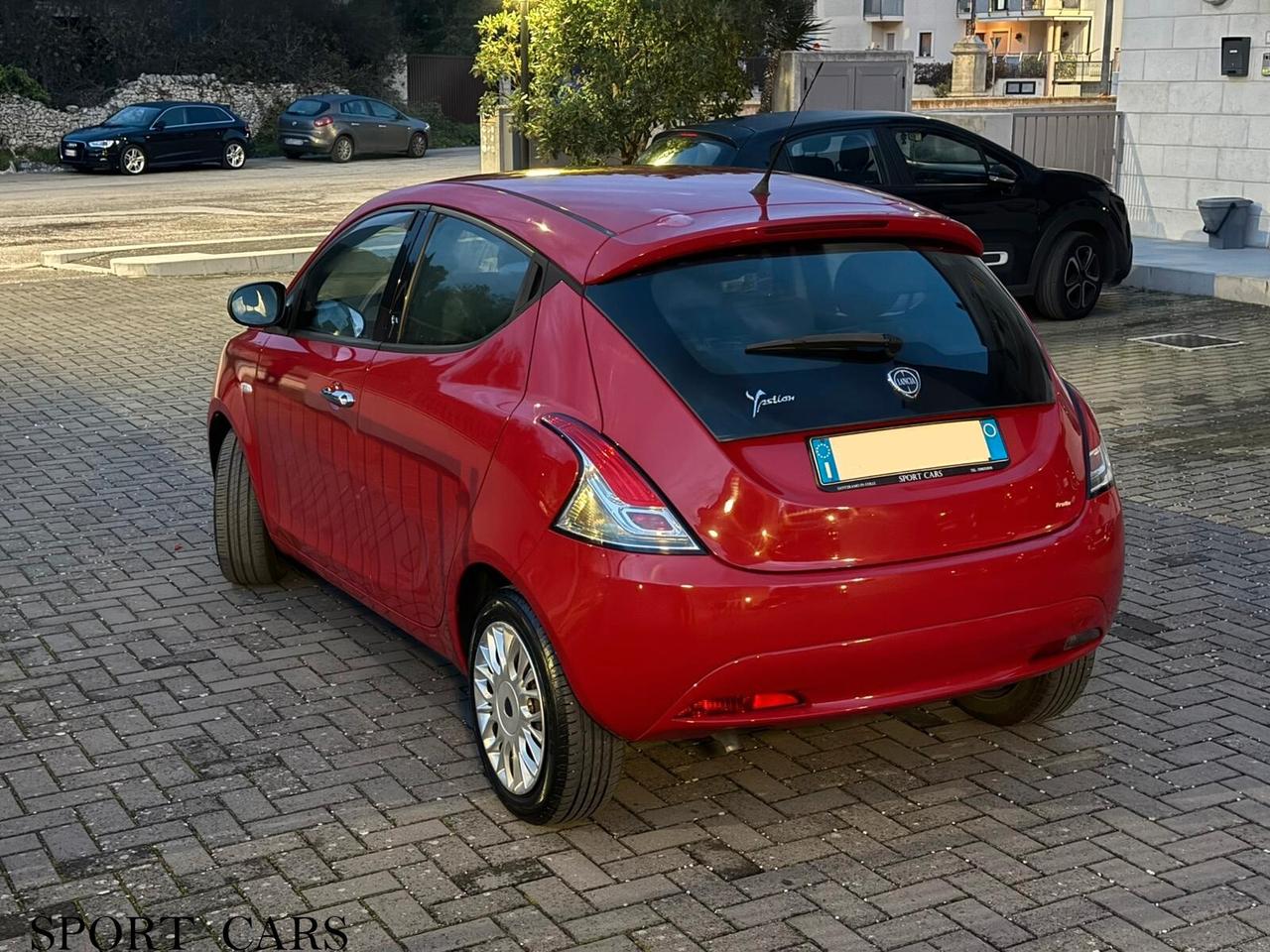 Lancia Ypsilon 1.2 69 CV 5 porte Gold , NEOPATENTATI