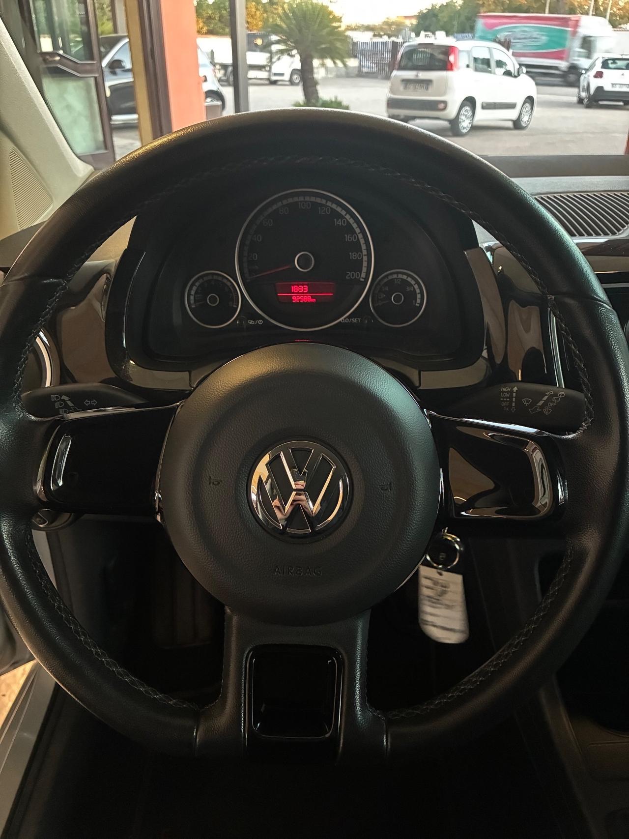 Volkswagen up! 1.0 75 CV 5p. high
