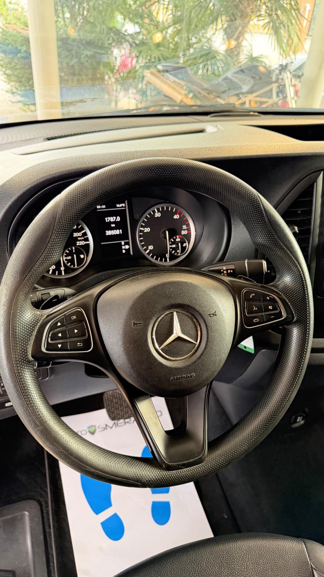 Mercedes-benz V 220 d Executive Long