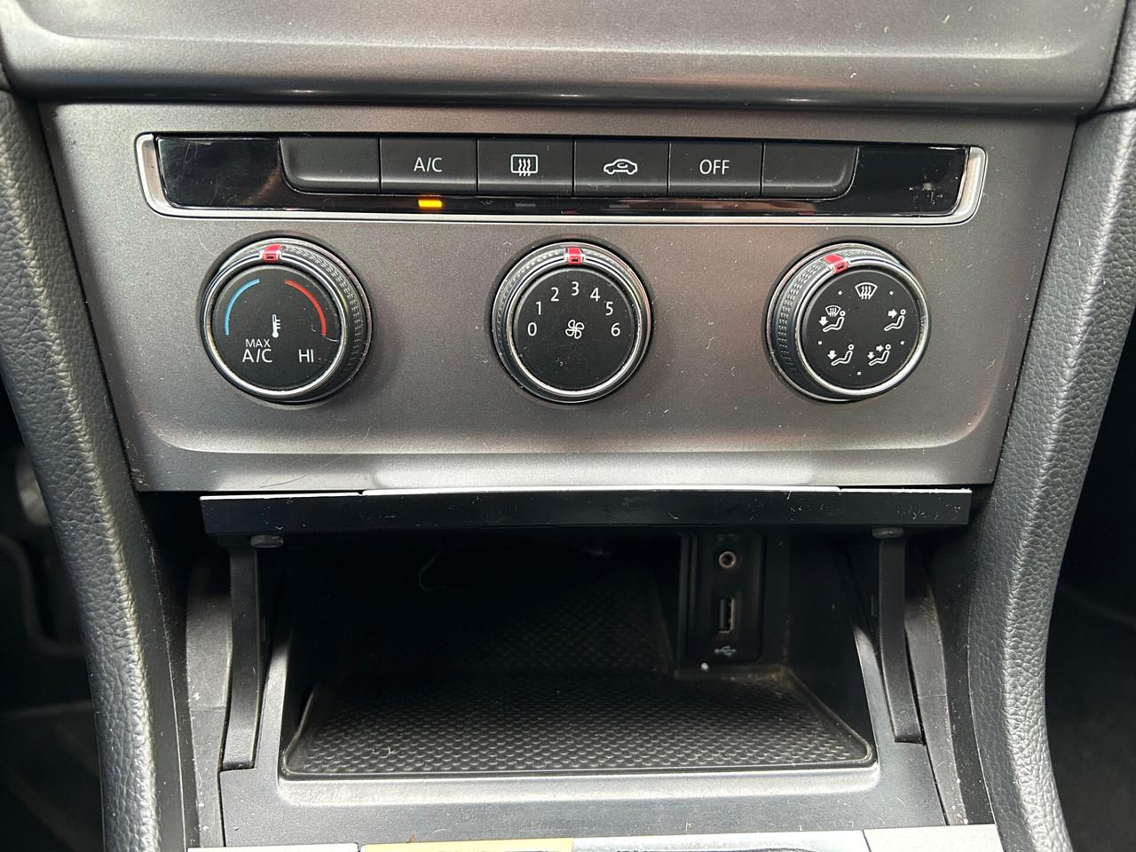 Volkswagen Golf 1.2 TSI 85 CV 5p. Tech&Sound BlueMotion Technology