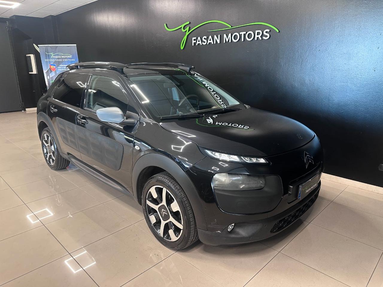 Citroen C4 Cactus 1.6 bluehdi Just Black 100cv