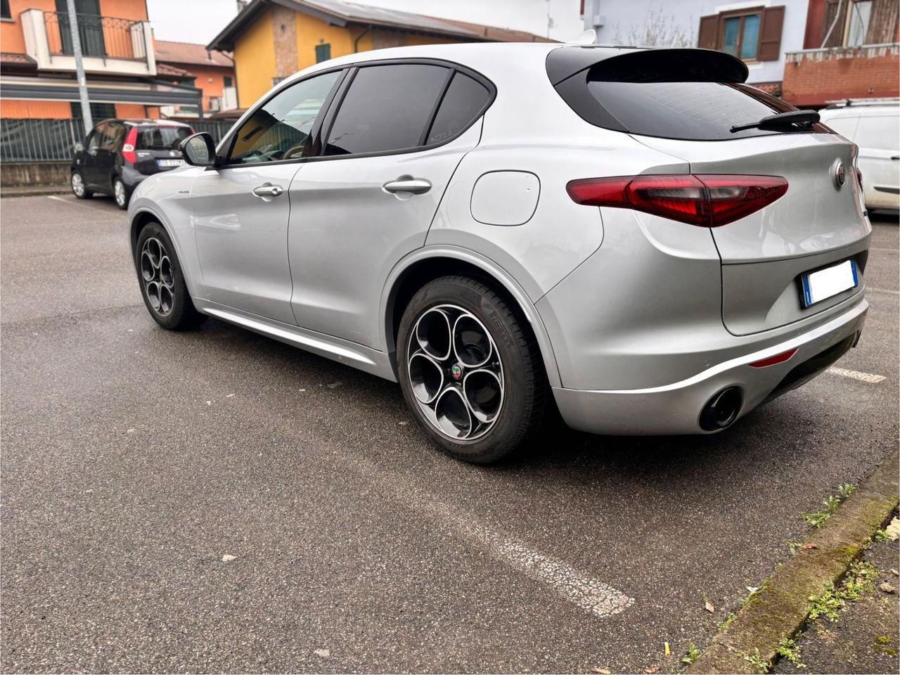 Alfa Romeo Stelvio 2.2 Turbodiesel 160 CV AT8 RWD Sport-Tech