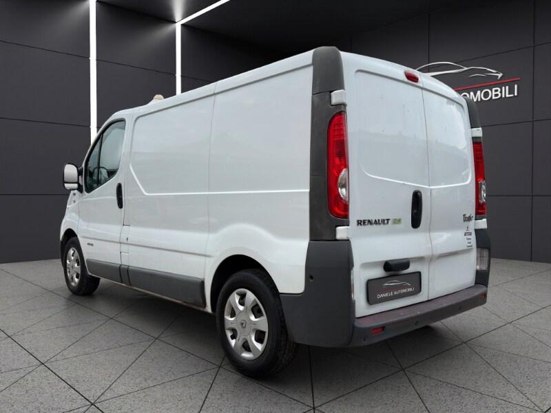 RENAULT Trafic 3ª serie Trafic T27 2.0 dCi/115...