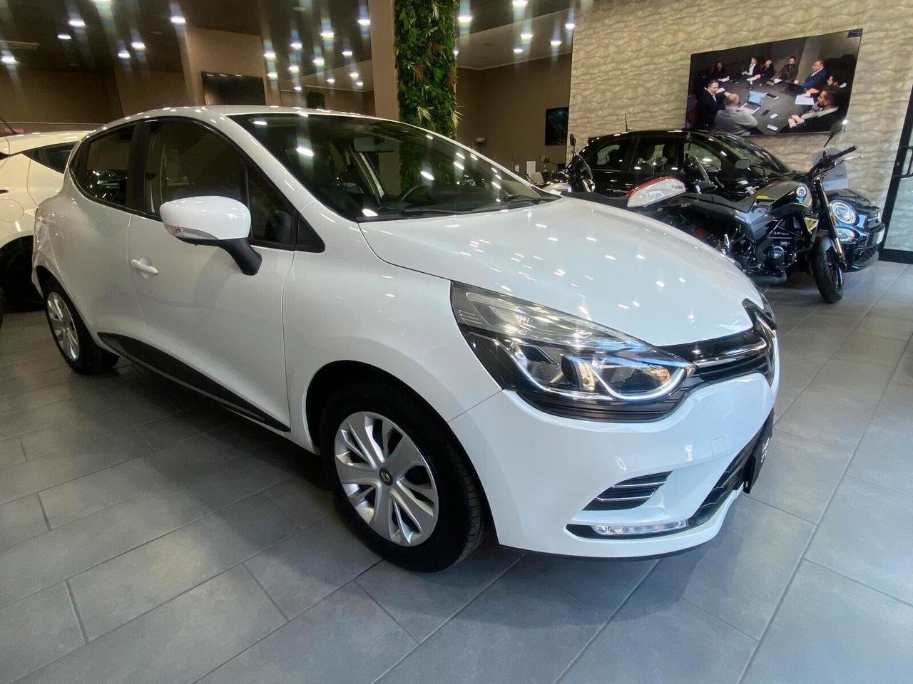Renault Clio TCe 12V 90 CV GPL 5 porte Moschino Zen