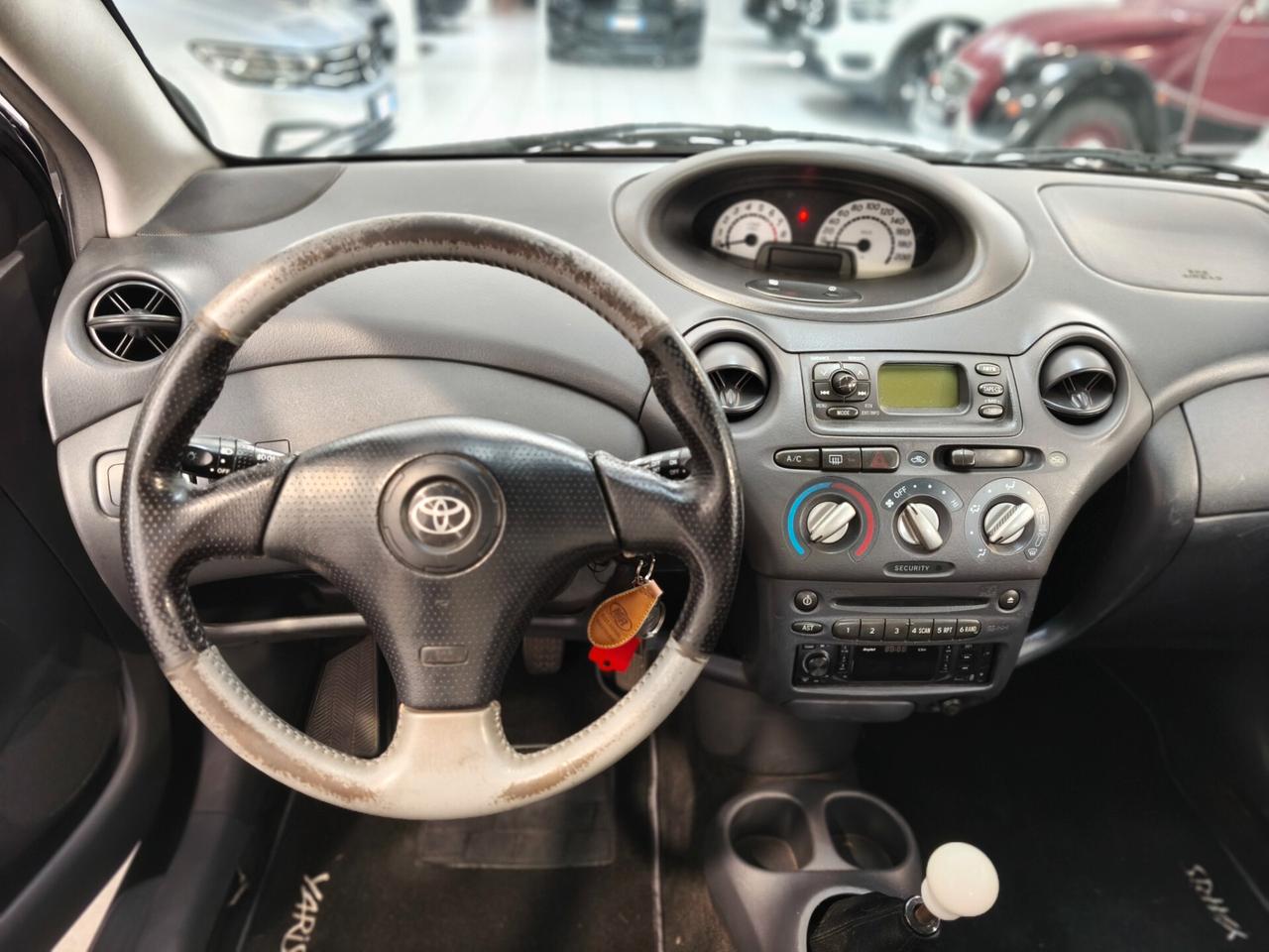 Toyota Yaris 1.5i 16V cat 3 porte T Sport