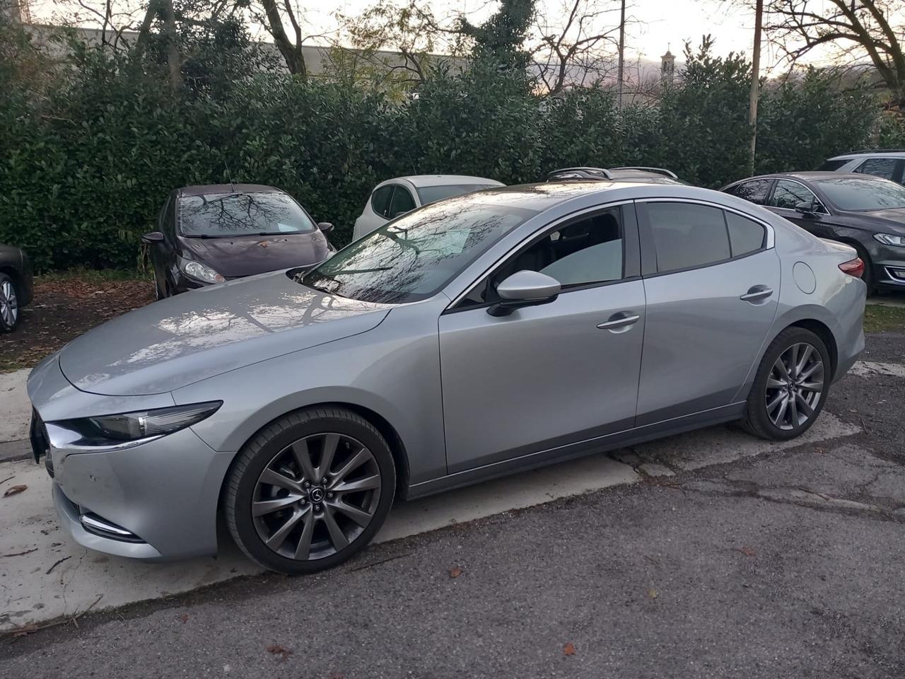 Mazda 3 Mazda3 2.0L e-Skyactiv-X M Hybrid 4p. Exclusive