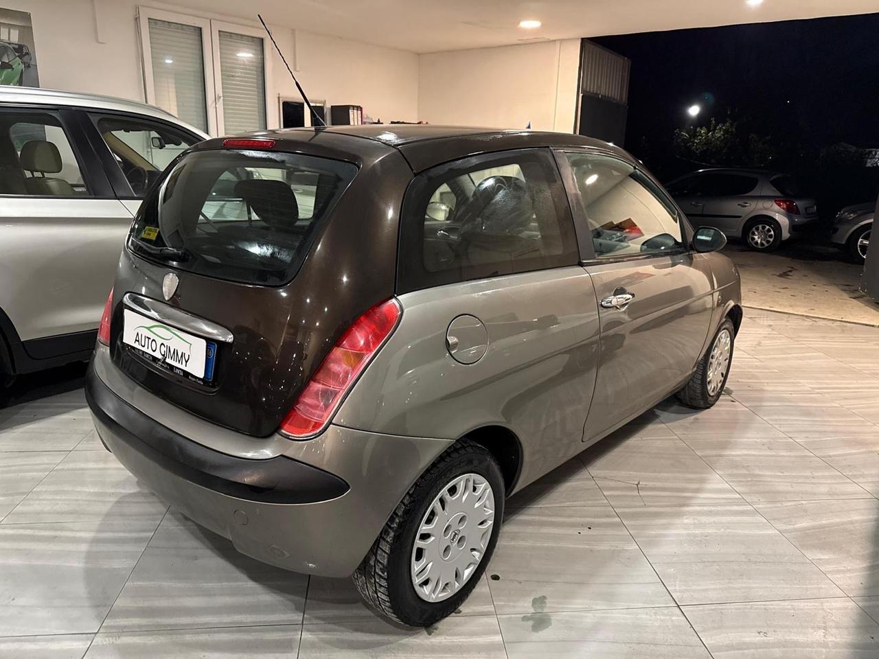 Lancia Ypsilon 1.2 benzina (55.000)KM NEOPATENTATI