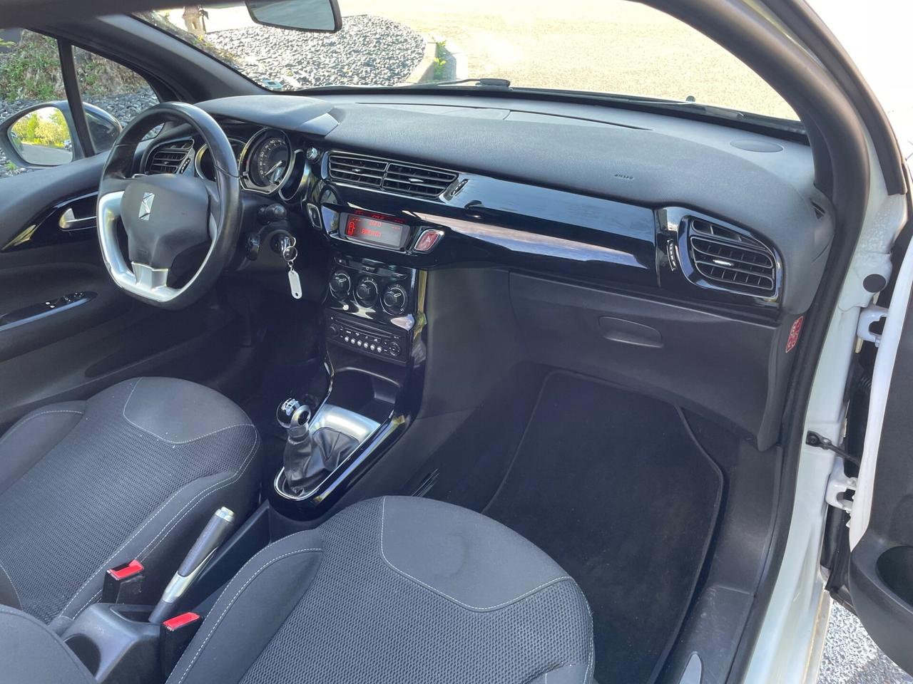 Ds DS3 3 1.2 VTi 82 So Chic Cabrio