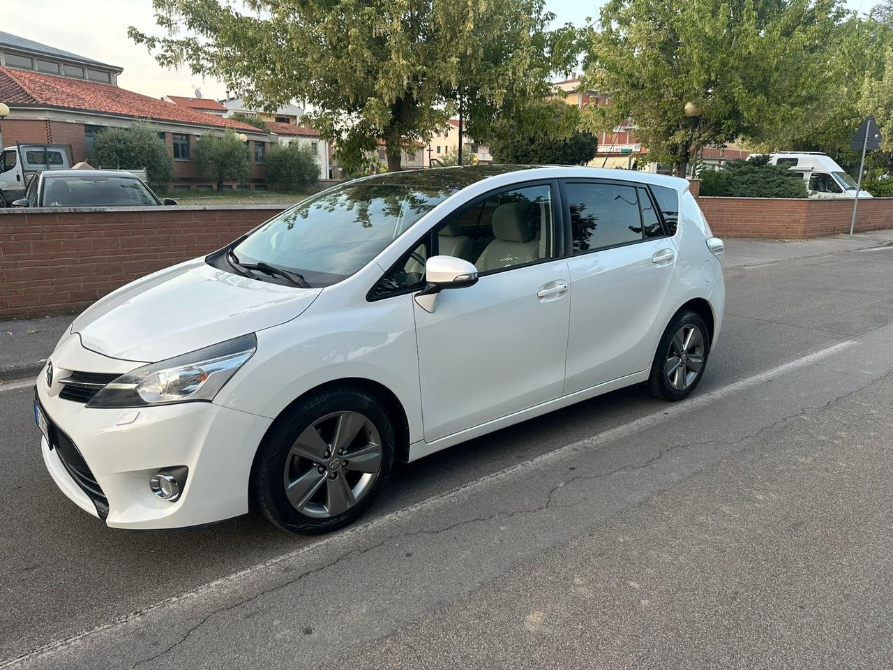 Toyota Verso 1.6 D-4D 7 posti full optional