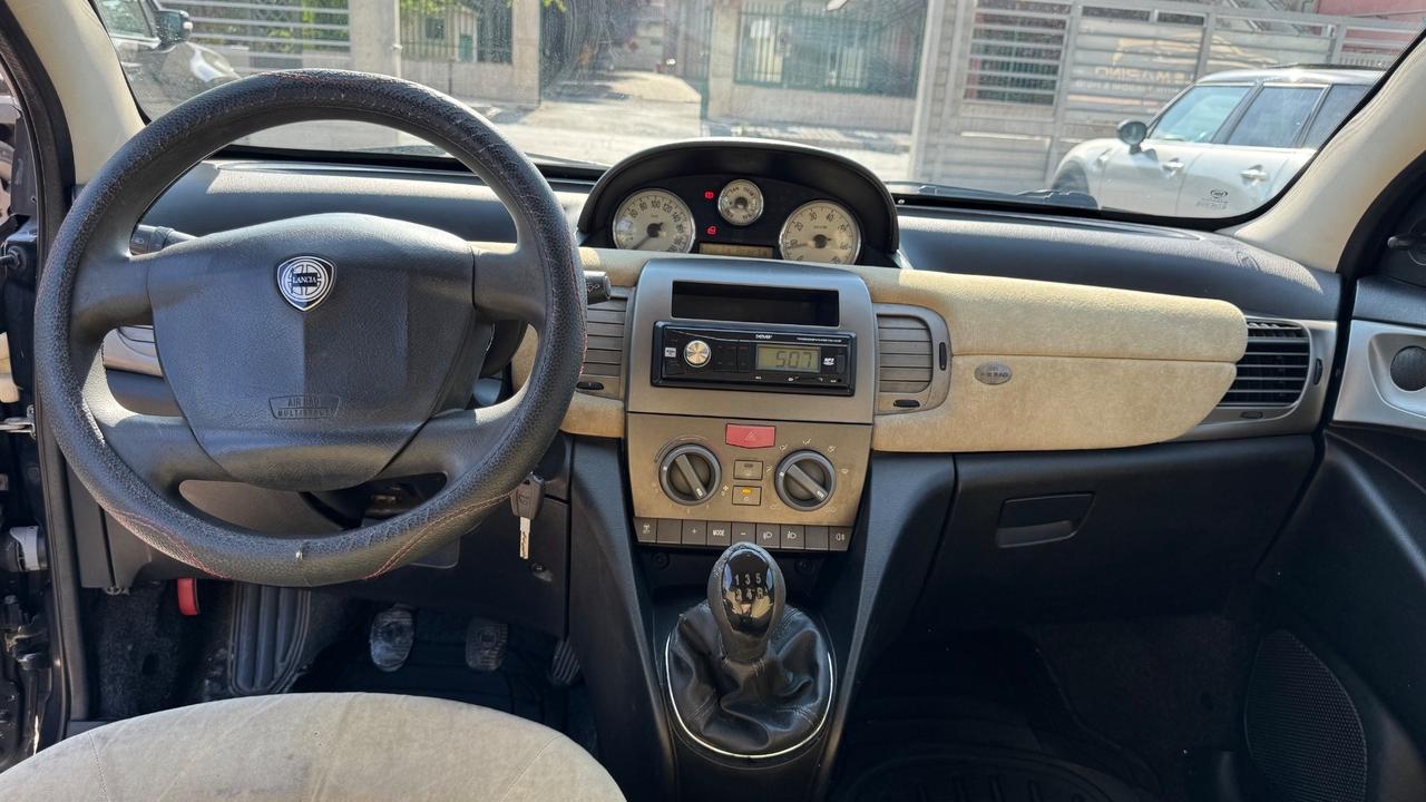 Lancia Ypsilon 1.3 Multijet 16V