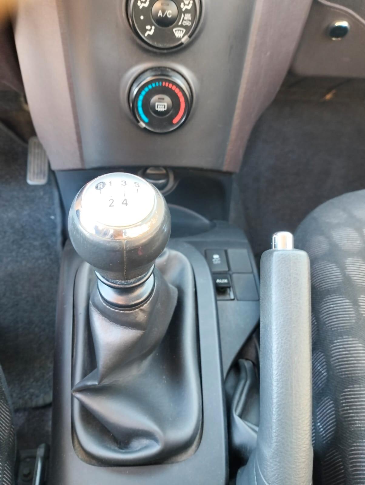 Toyota iQ 1.0 Sol Cerchi Sensori post. KM 145000.