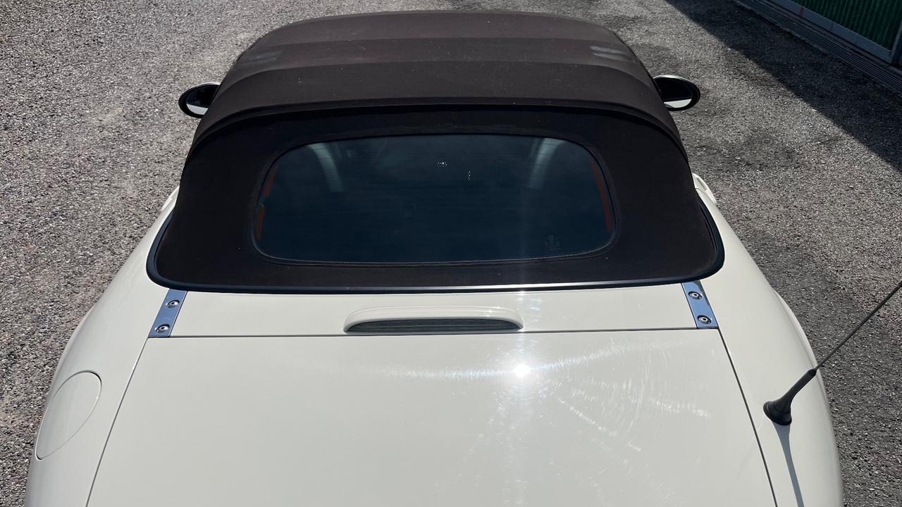 Mazda MX-5 Roadster Coupé 1.8L 16V Niseko