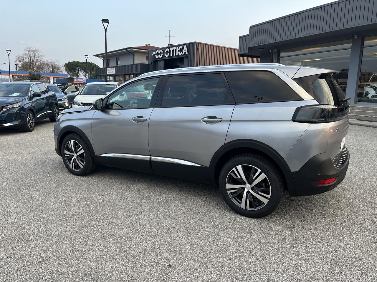PEUGEOT 5008 1500 HDI 130 CV AUTOM. 7 POSTI