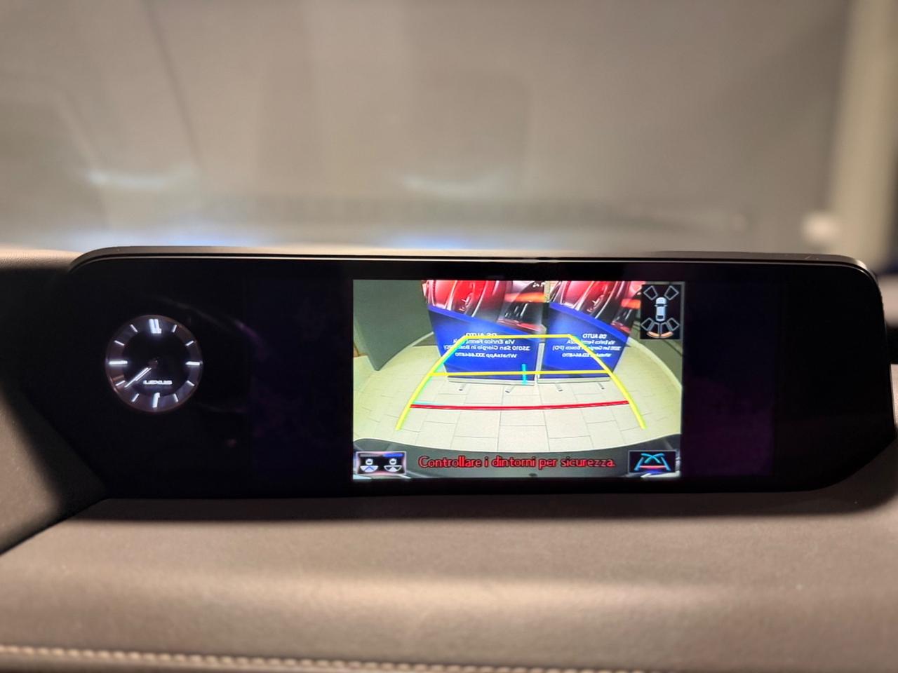 Lexus UX Hybrid 4WD F Sport