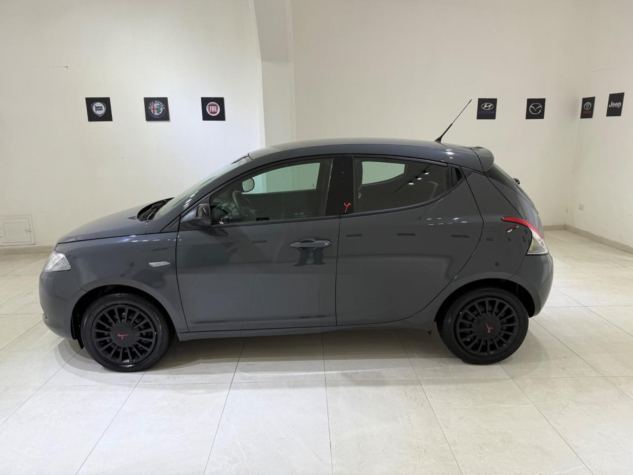 LANCIA YPSILON 1.2 69 CV 5 PORTE ELLE