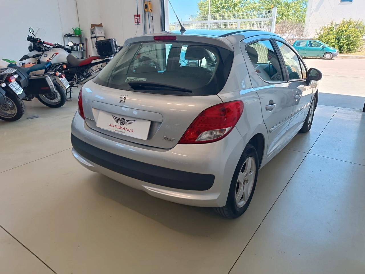 Peugeot 207 1.4 HDi 70CV FAP 5p. XS