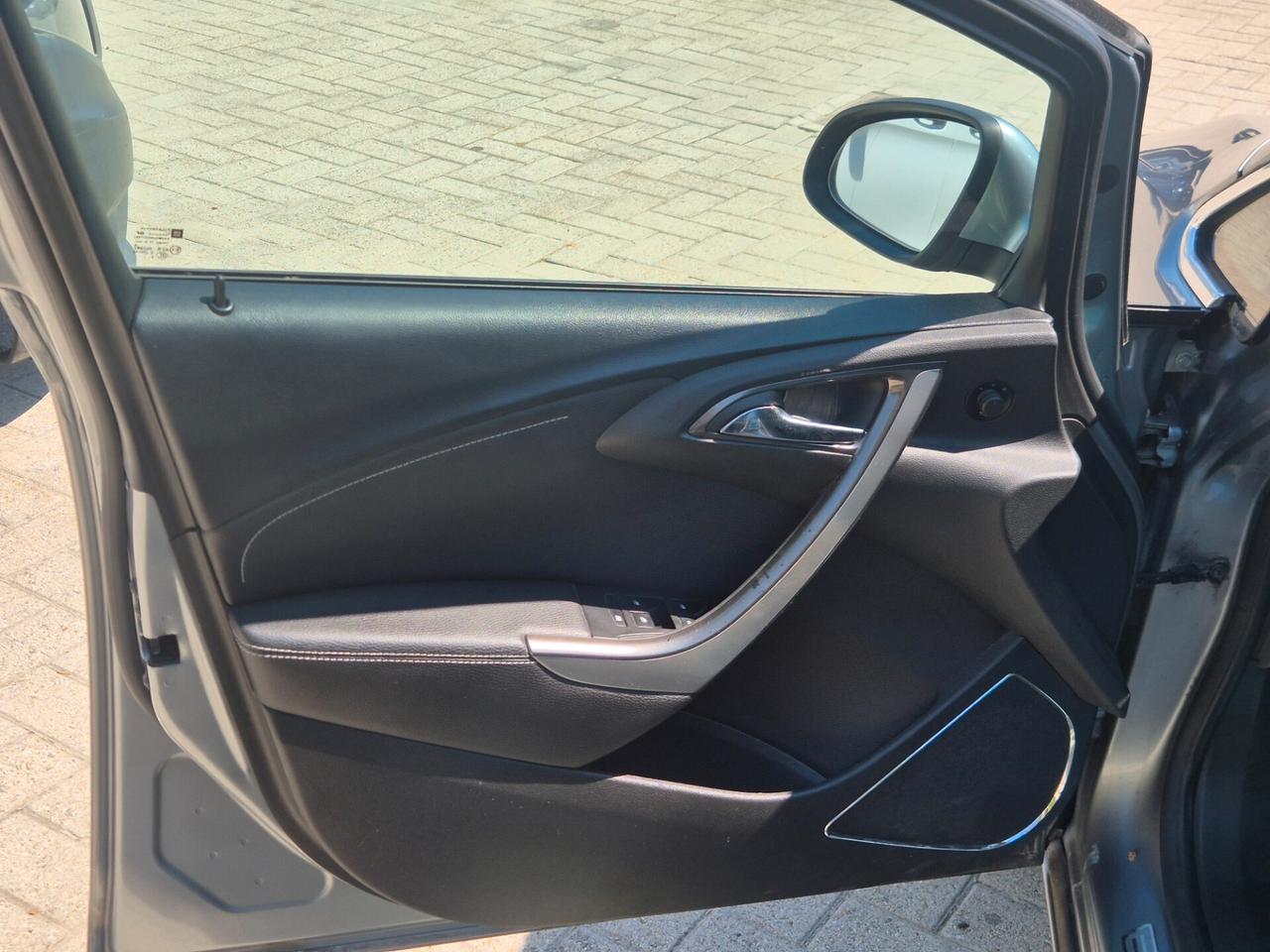 Opel Astra 1.7 CDTI 125CV 5 porte Enjoy/2010 /EURO 5