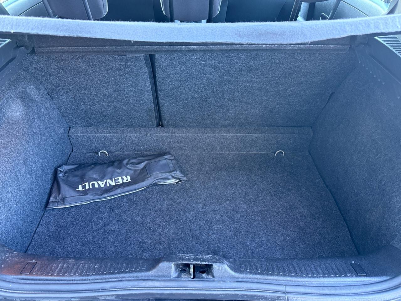 Renault Clio 1.2 16V 5 porte |NEOPATENTATI