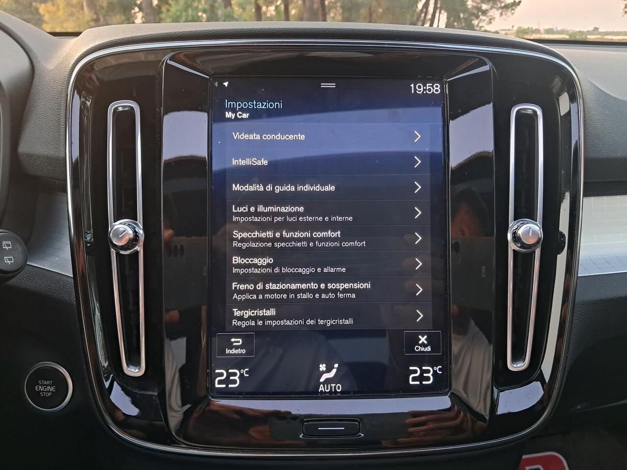 Volvo XC40-2.0-150CV*TETTO*CAM360°*LED*NAVI