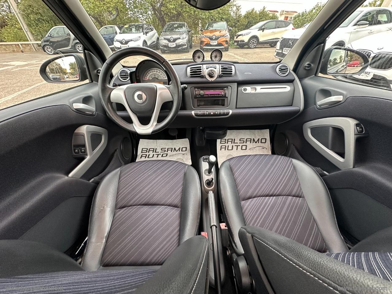 SMART fortwo 1000 52 kW MHD coupé Special One