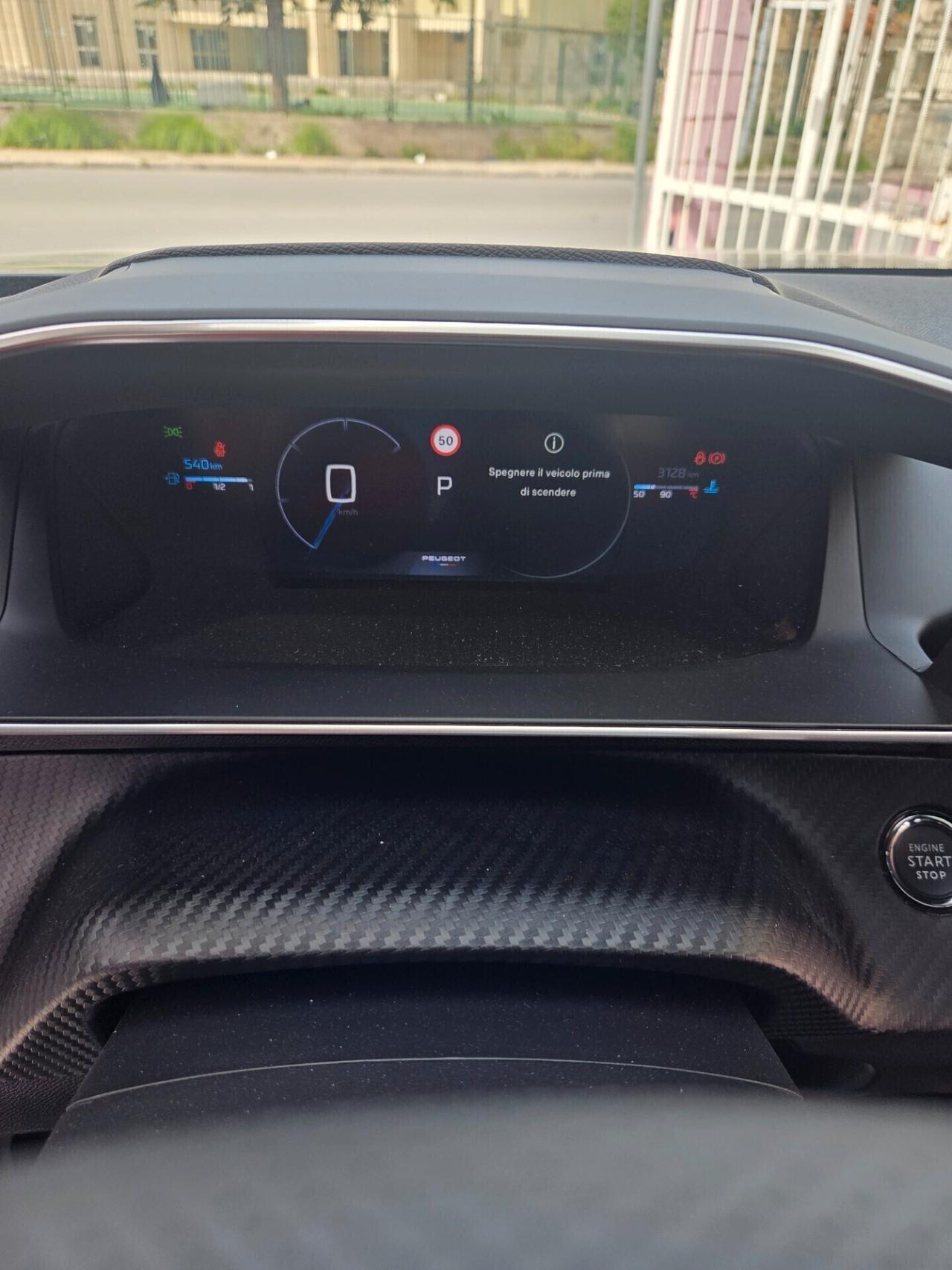 Peugeot 2008 Hybrid 145 e-DCS6 GT Exclusive