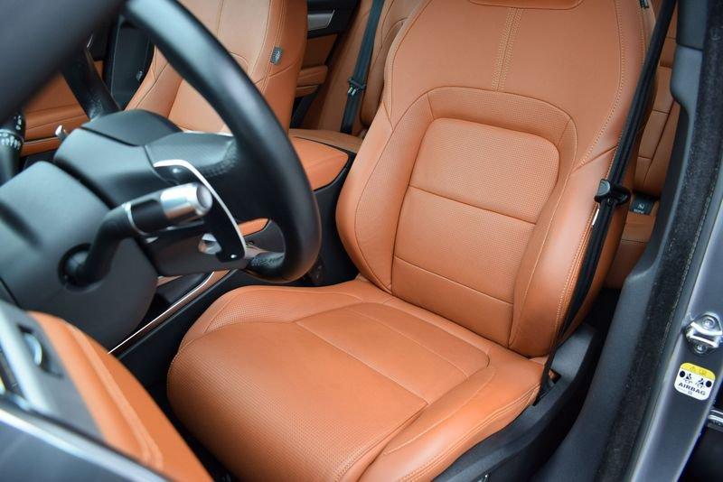 Jaguar F-Pace 2.0 D 204 CV AWD aut. R-Dynamic SE