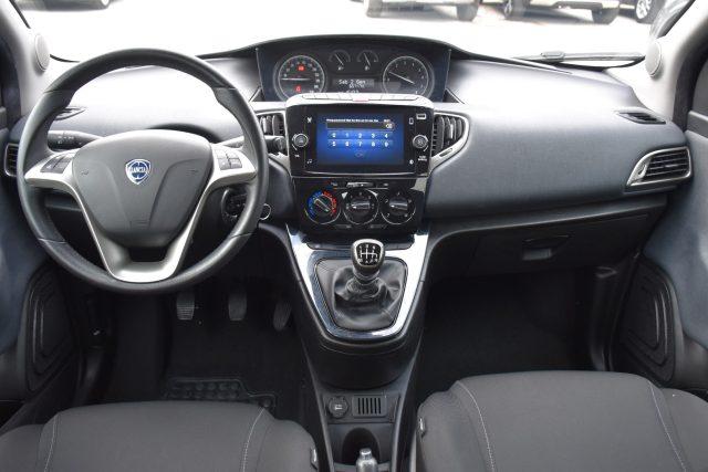 LANCIA Ypsilon 1.0 FireFly 5 porte S&S Hybrid Gold