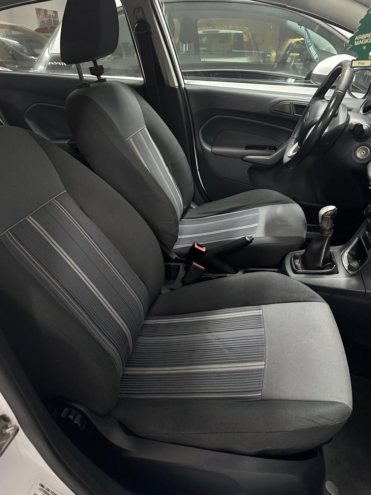 Ford Fiesta 1.4 5 porte Bz.- GPL Titanium