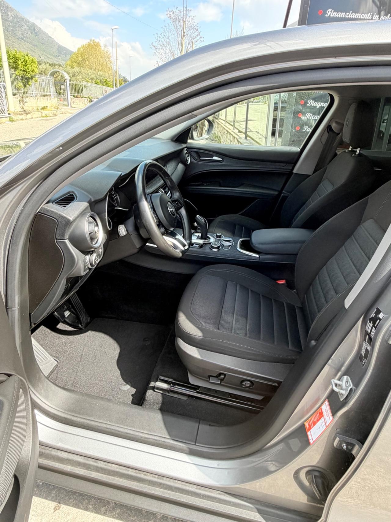 Alfa Romeo Stelvio 2.2 Turbodiesel 190 CV AT8 Q4 Business