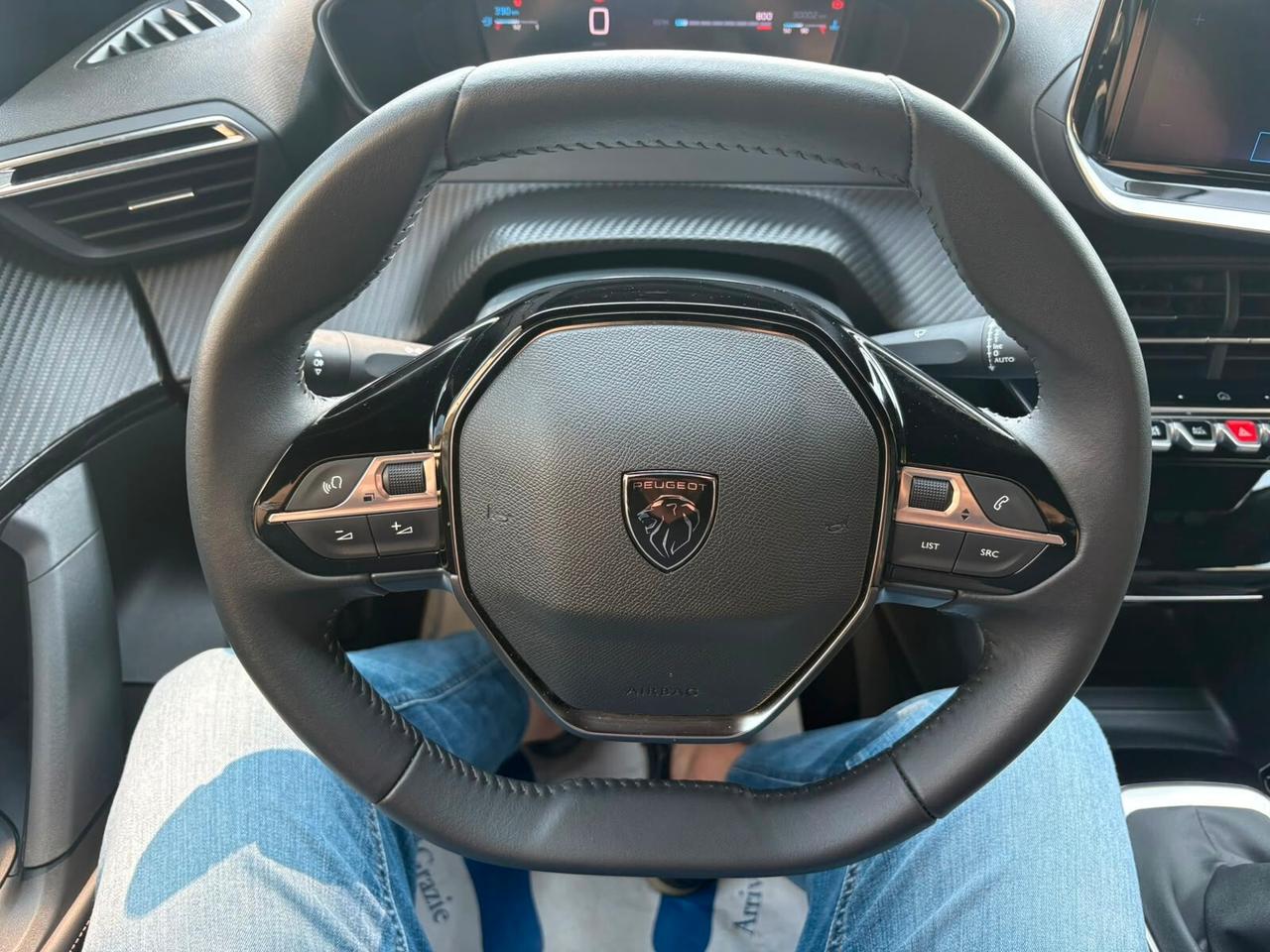 Peugeot 2008 PureTech 100 S&S Allure