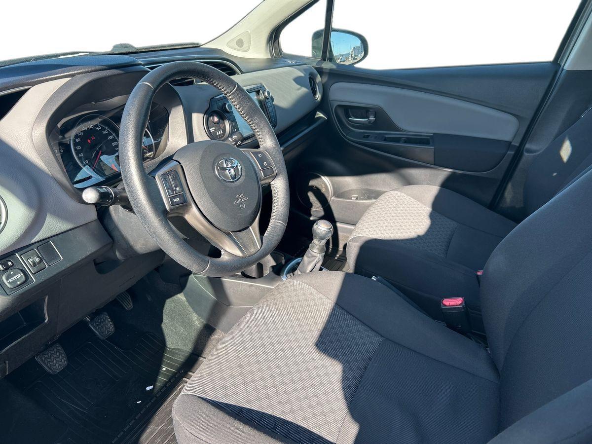 TOYOTA Yaris III 2015 - Yaris 5p 1.0 Active
