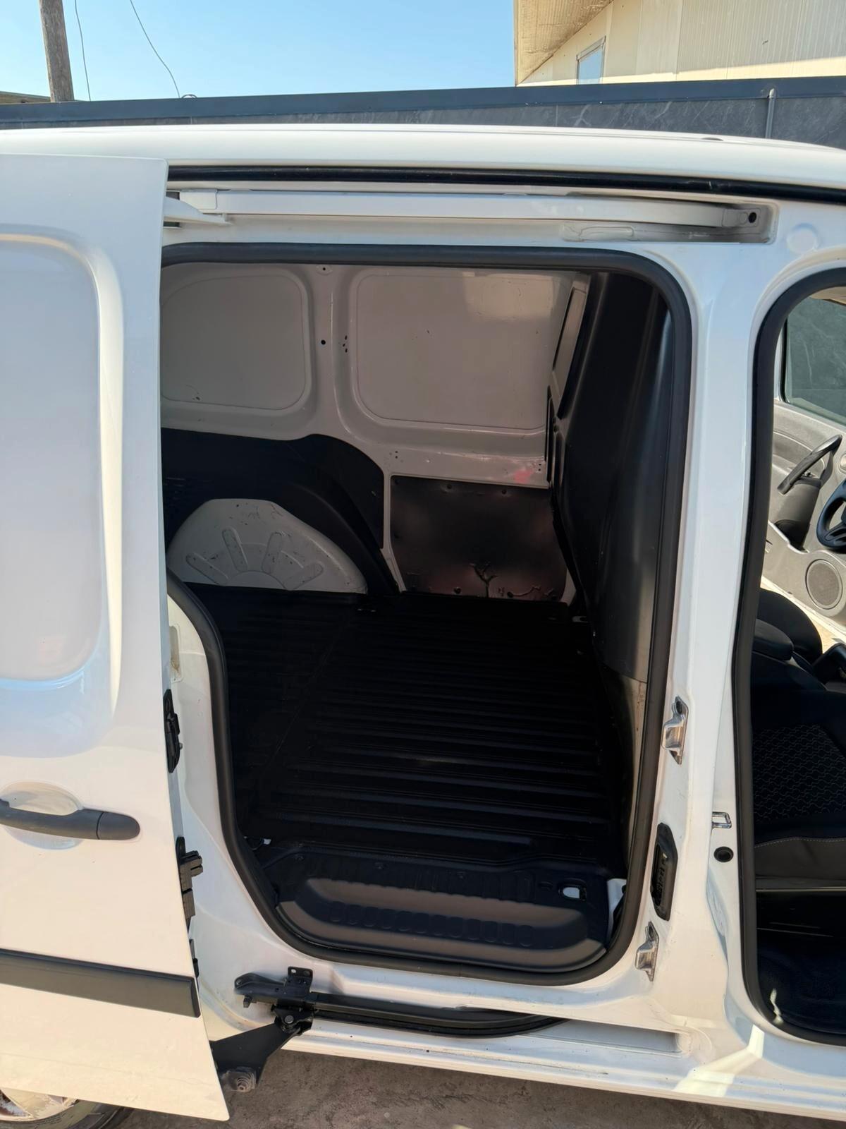 Renault Kangoo 1.5 dCi 90CV 5 porte Extrem