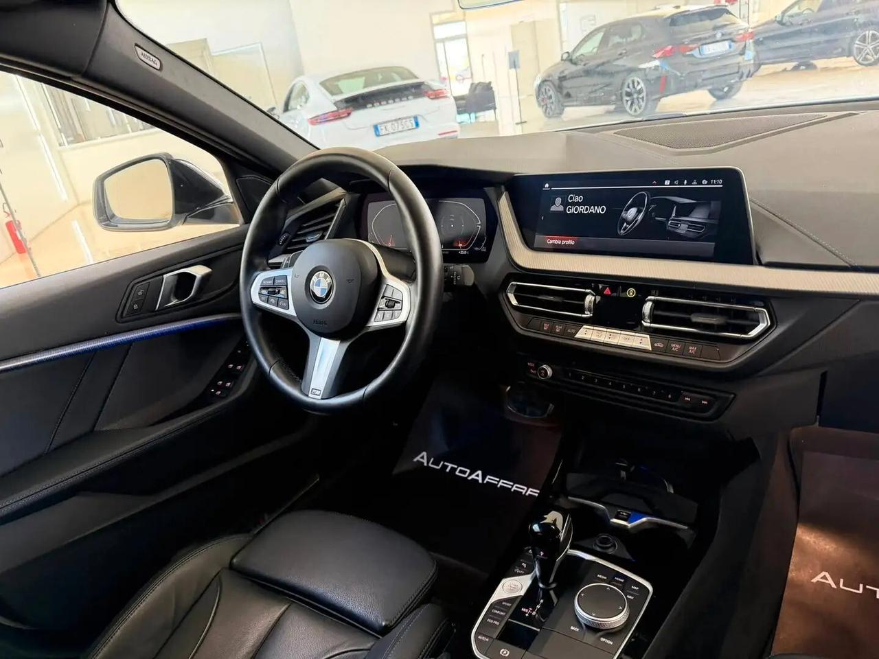 Bmw 118 118d 5p. Msport