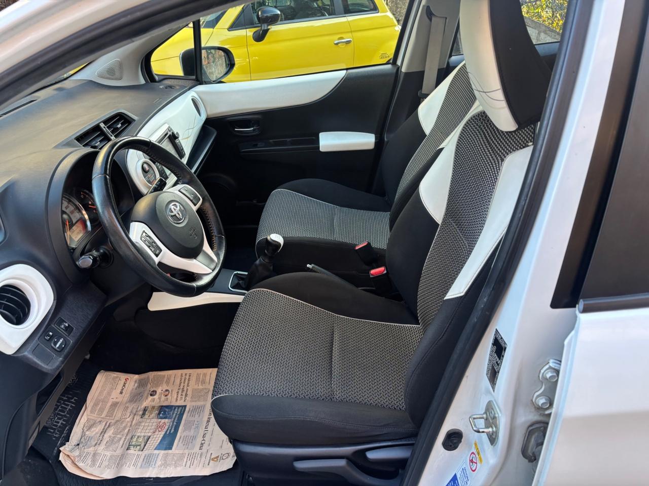 Toyota Yaris 1.0 5 porte Lounge