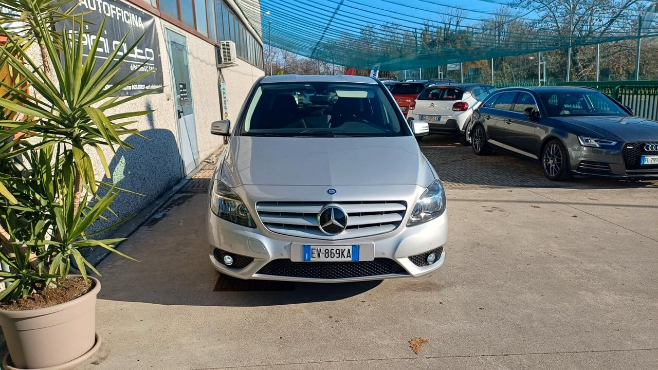 Mercedes-benz B 180 CDI Automatic Premium Neopatentati