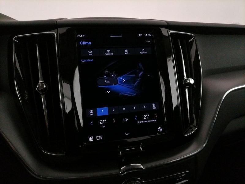 Volvo XC60 2.0 b4 Momentum auto