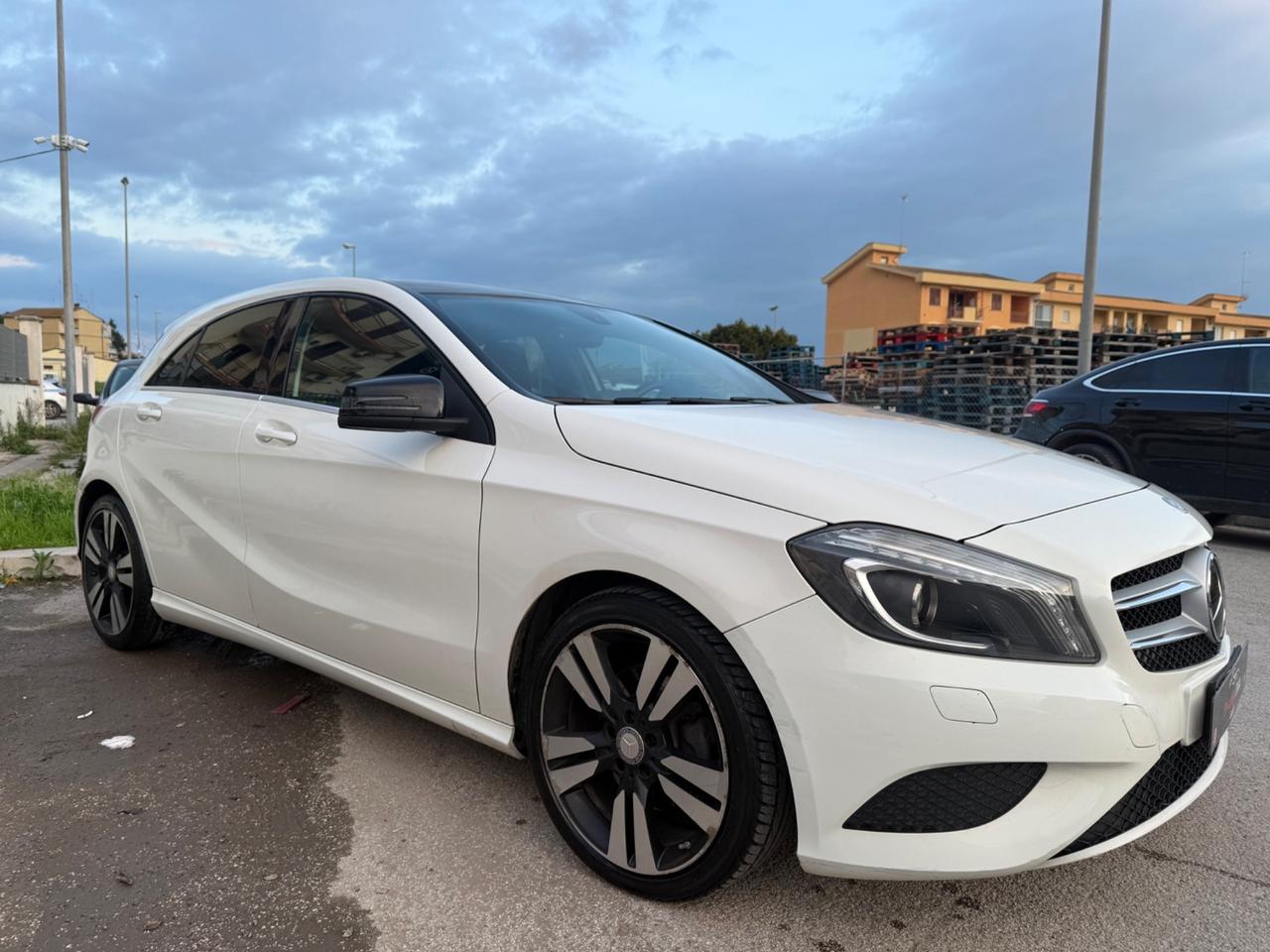 Mercedes-benz A 200 CDI Sport 2015