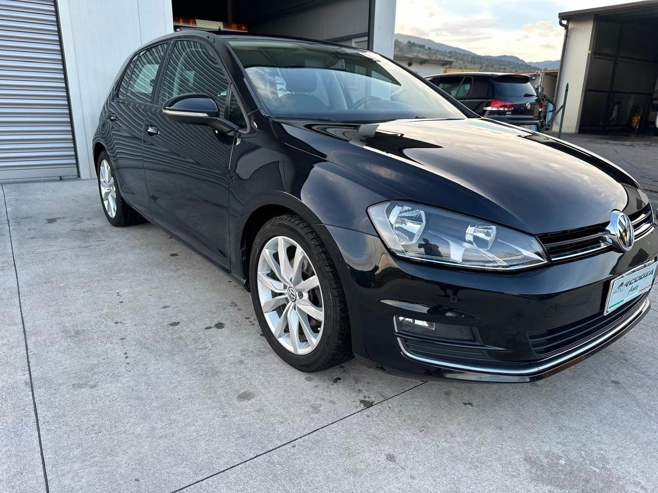 Volkswagen Golf 1.6 TDI DSG 5p. Highline BlueMotion Technology