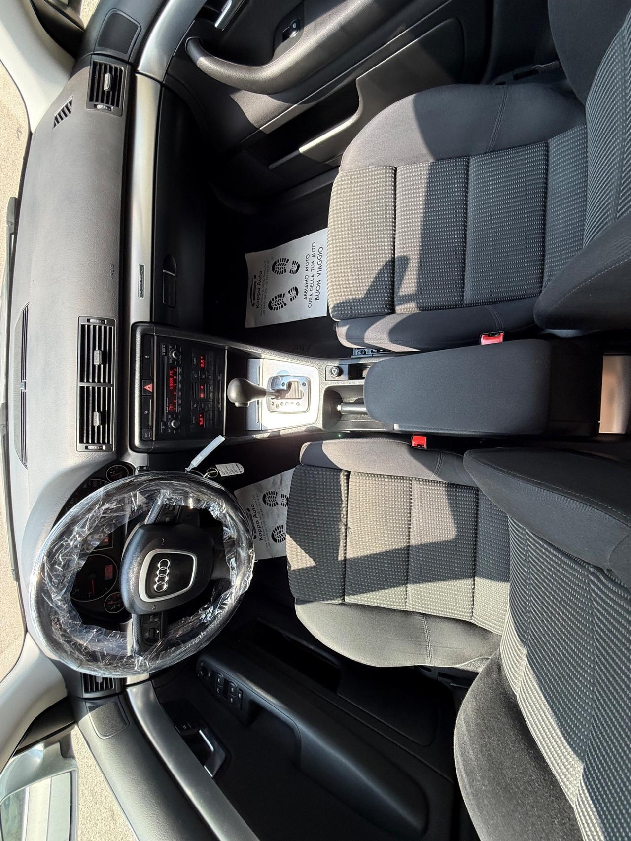 Audi A4 Berlina - 3.0 Diesel 204 - Quattro