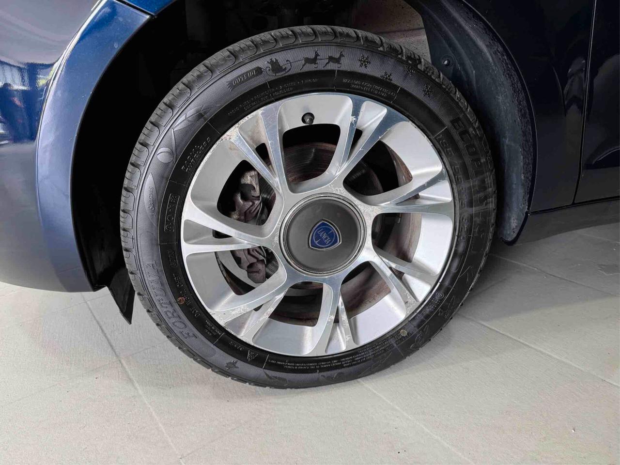 Lancia Ypsilon 1.2 69 CV 5 porte Opening Edition