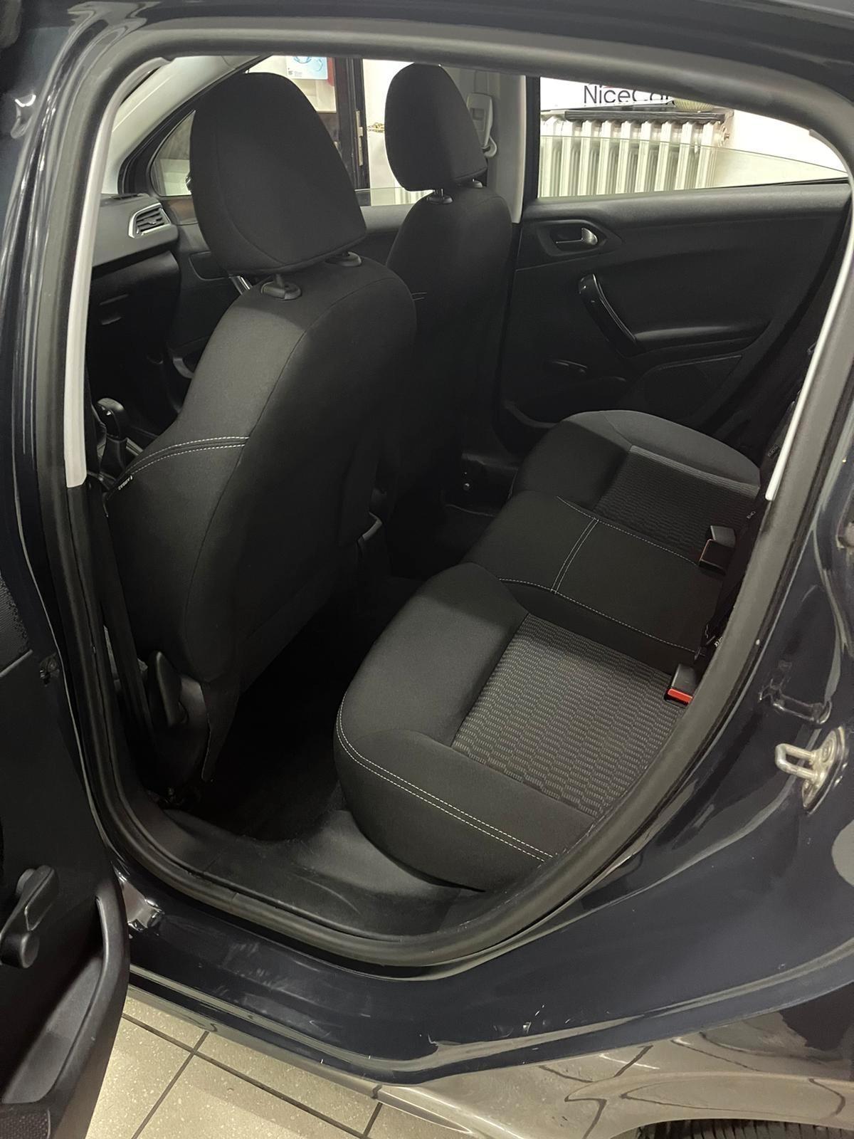 Peugeot 208 PureTech 68 5 porte Active