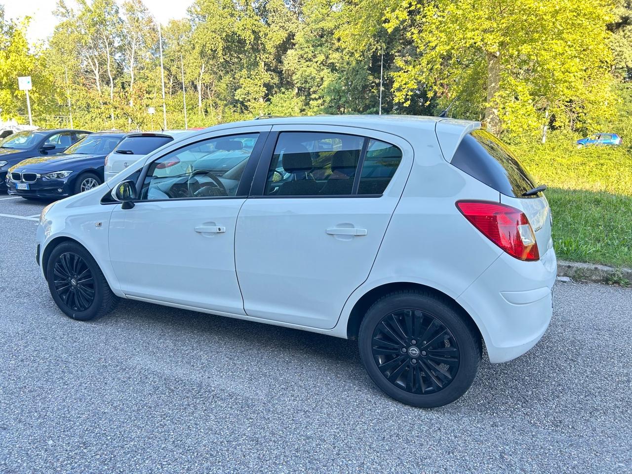 Opel Corsa 1.2 85CV 5 porte GPL-TECH Edition