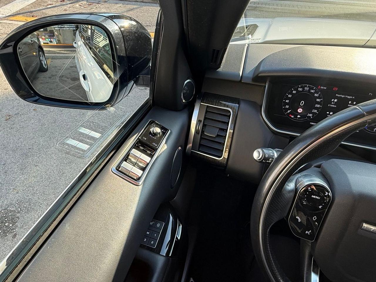 Land Rover Range Rover Sport 3.0 SDV6 #8328