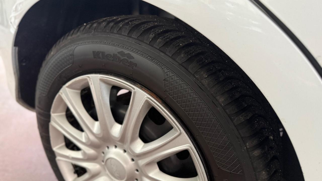 Ford B-Max 1.5 TDCi 75 CV Business Titanium